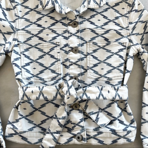 Witchery denim trench-style jacket. White and blue. 10 - Picture 3 of 4